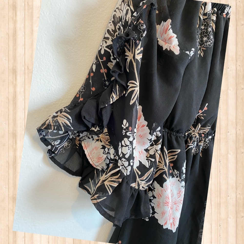 Feathers Cold Shoulder Mini Dress - Picture 4 of 5